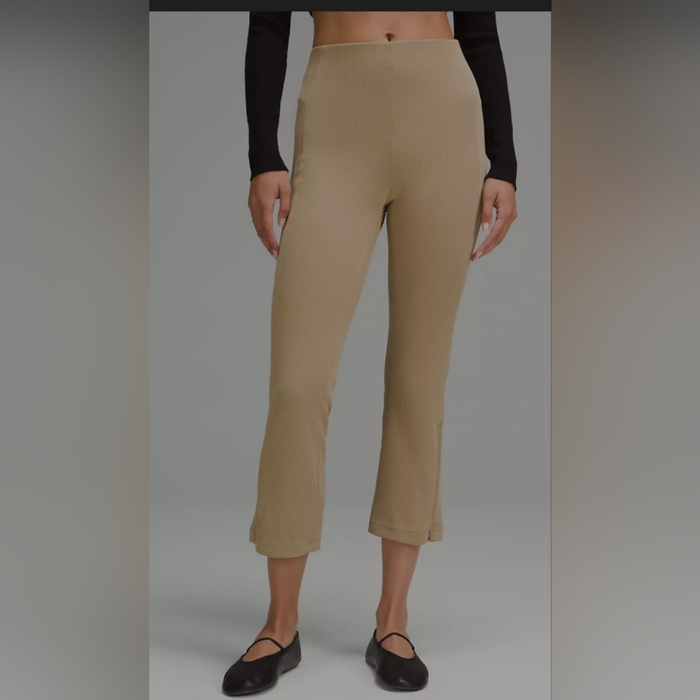 Lululemon Ribbed Softstreme Zip-LegHigh-Rise Cropped Pant 25"